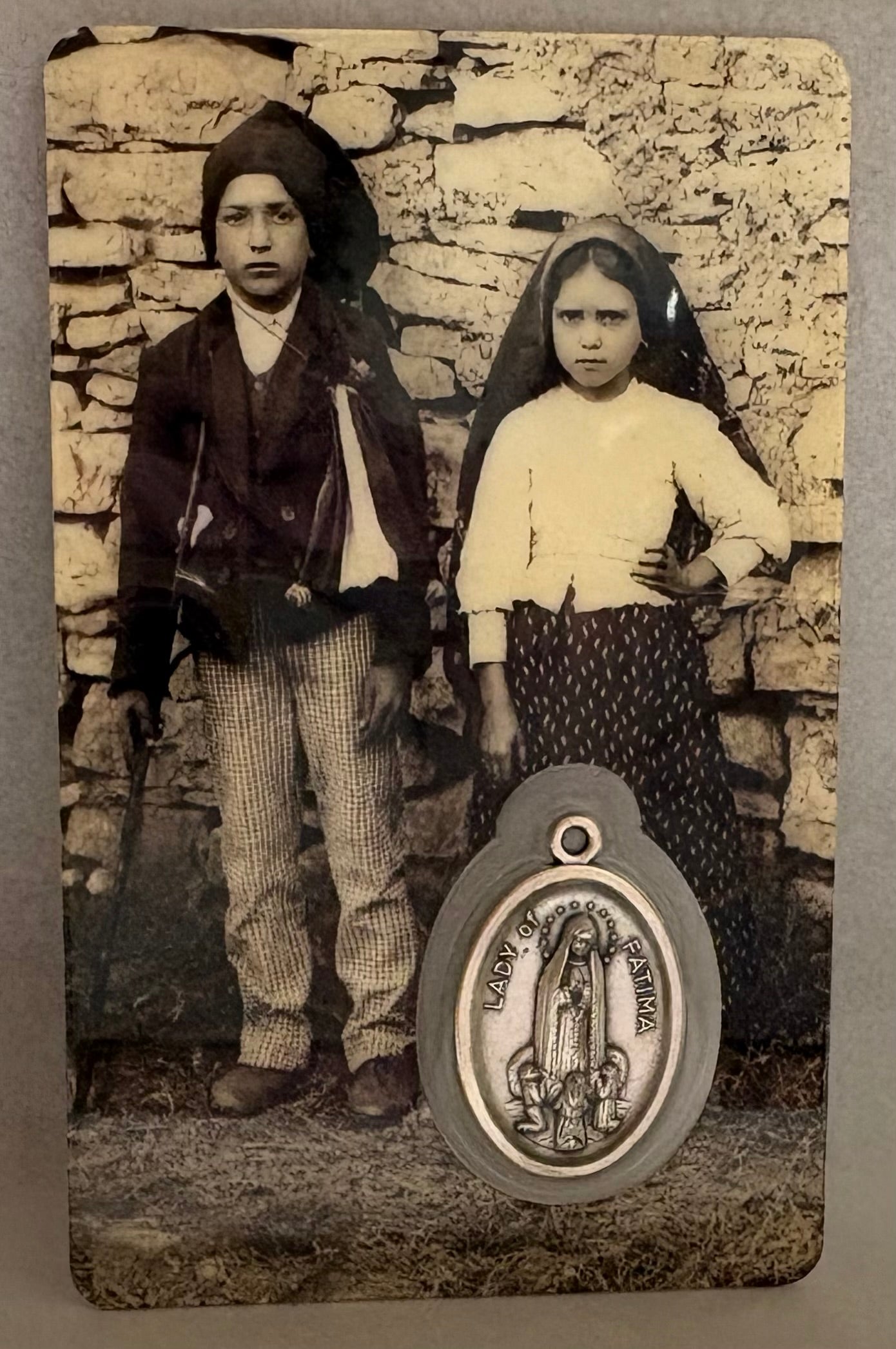 St Francisco and Jacinta Prayer Card