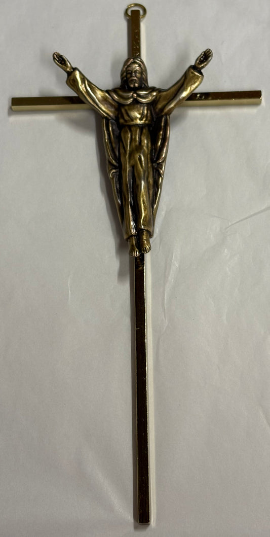Risen Crucifix