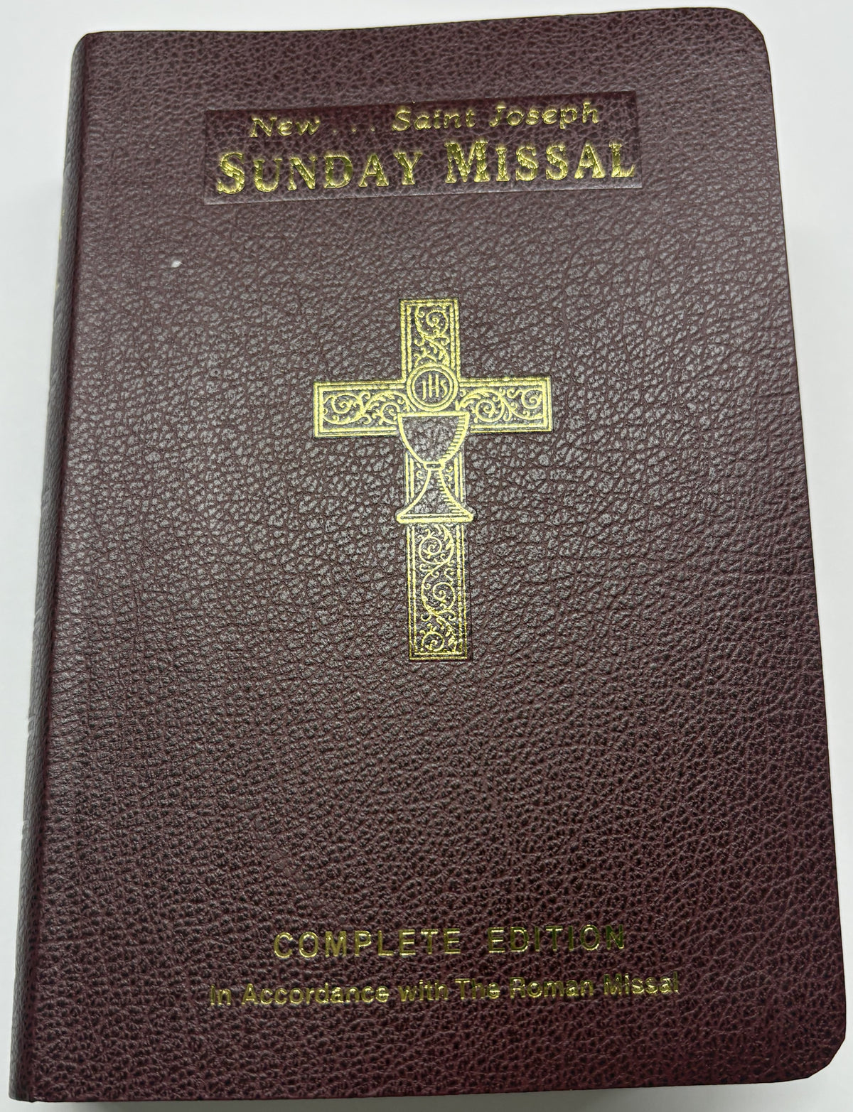 Saint Joseph Sunday Missal Complete Book
